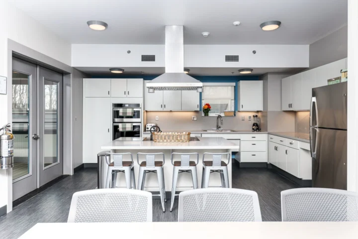 pjmihdqfhiqkxyatli6s